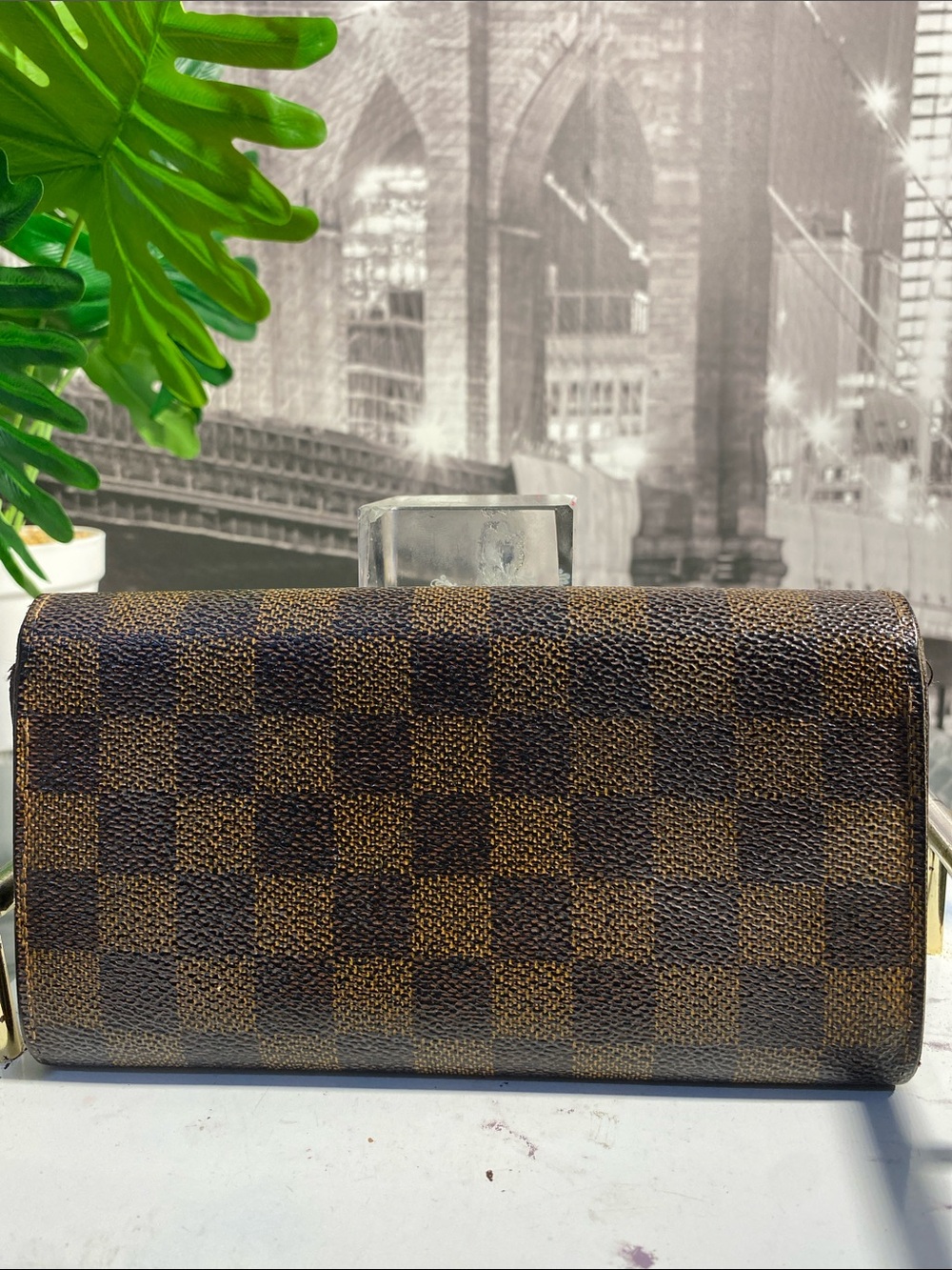 Authentic Louis Vuitton Damier Long Sarah Wallet - Picture 9 of 17